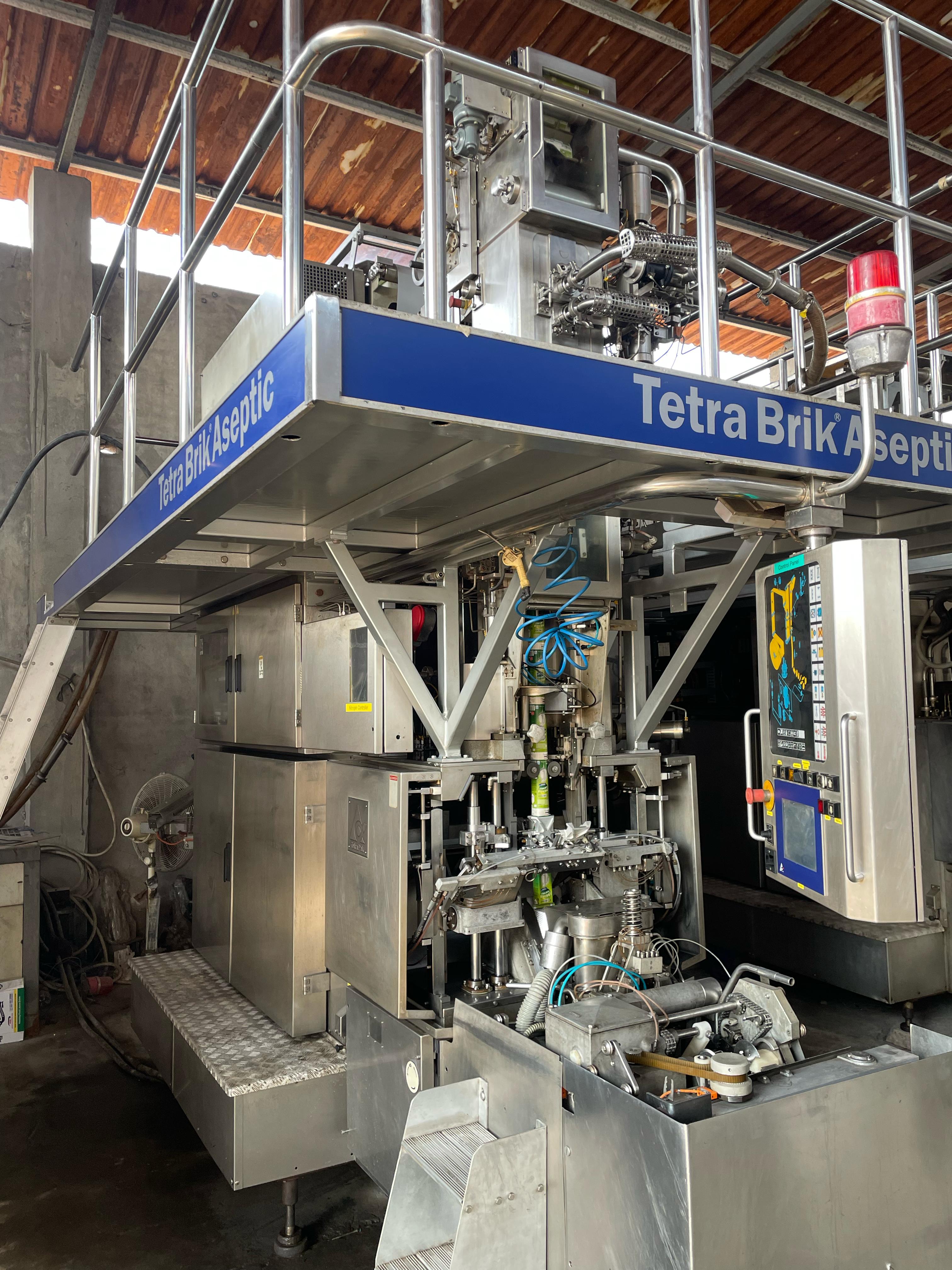 USED TETRA PAK TBA 19 200ML SLIM COMPLETE FILLING LINE FOR SALE YEAR 2001
